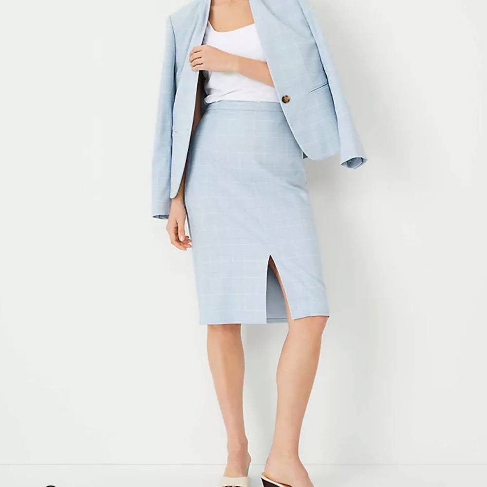 Ann Taylor split blue skirt (size 2)